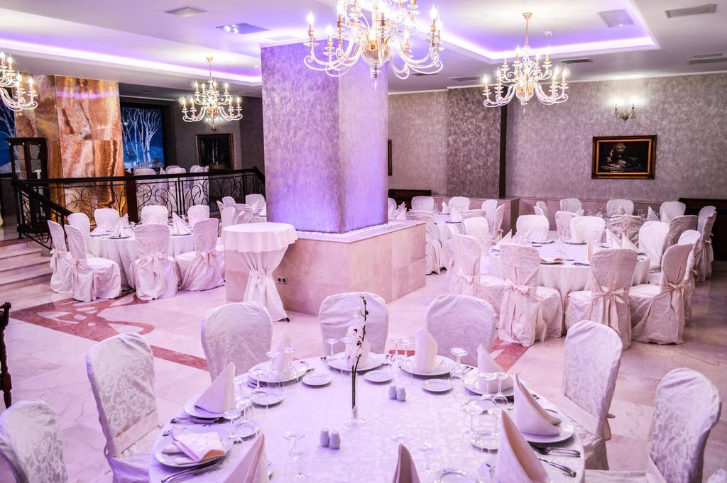 Premier Palace Spa Hotel Bucareste Exterior foto A banquet hall